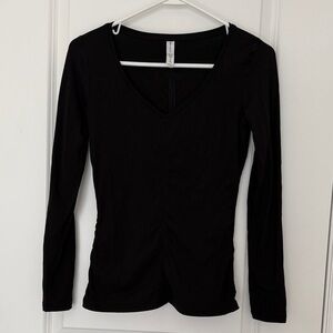 Athleta Black Long Sleeve V-Neck Ruched Tee